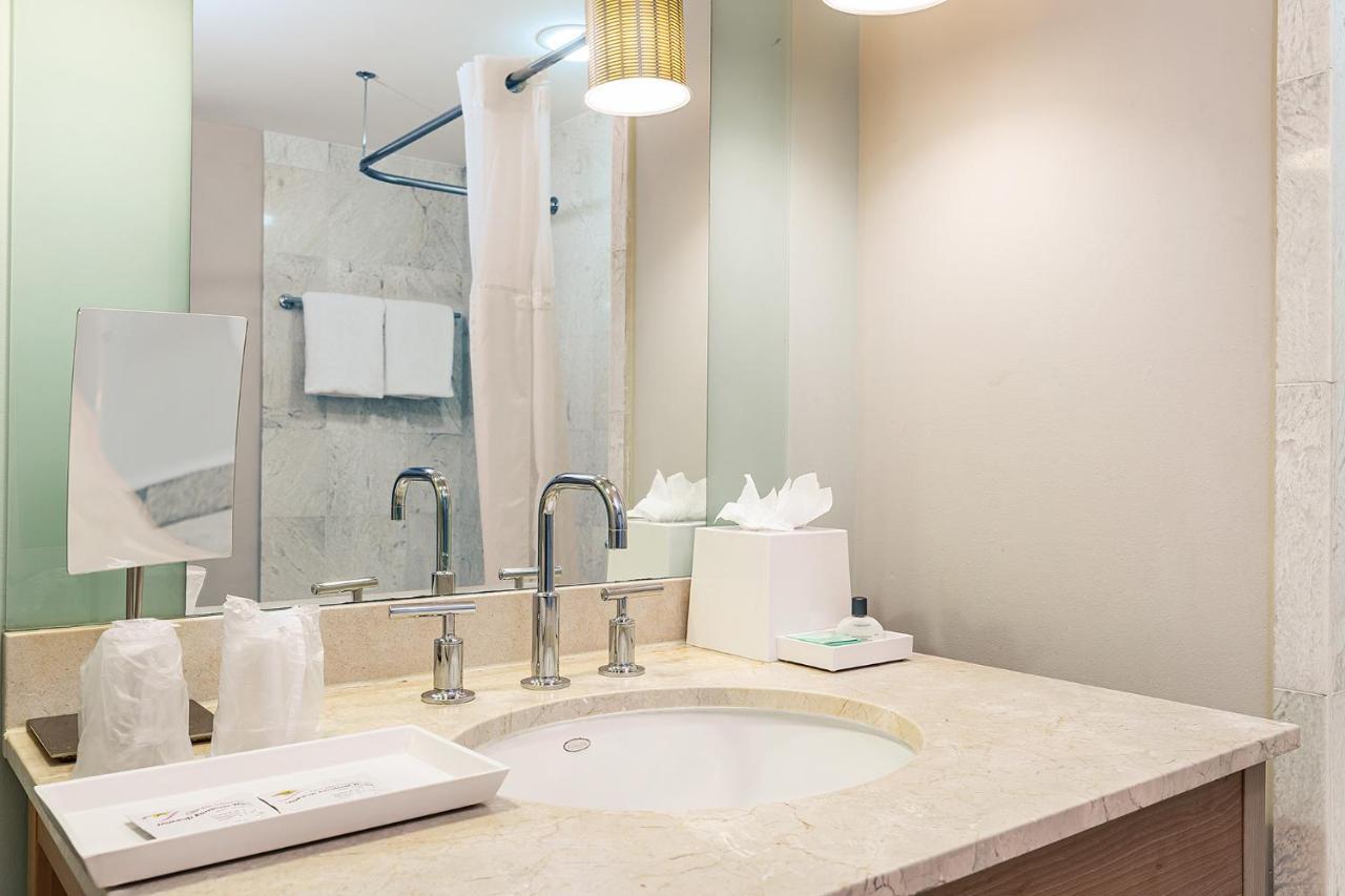 Apartament Sunny Isles 1Bdr Sea View And Pool Miami Beach Zewnętrze zdjęcie